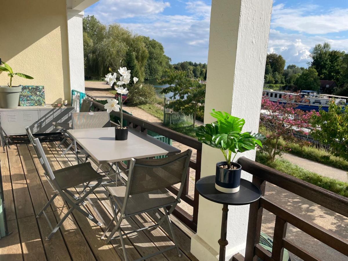 Appartement T3-Balcon Plein Sud-Acces Direct Au Bord Du Loing à Moret-sur-Loing Extérieur photo